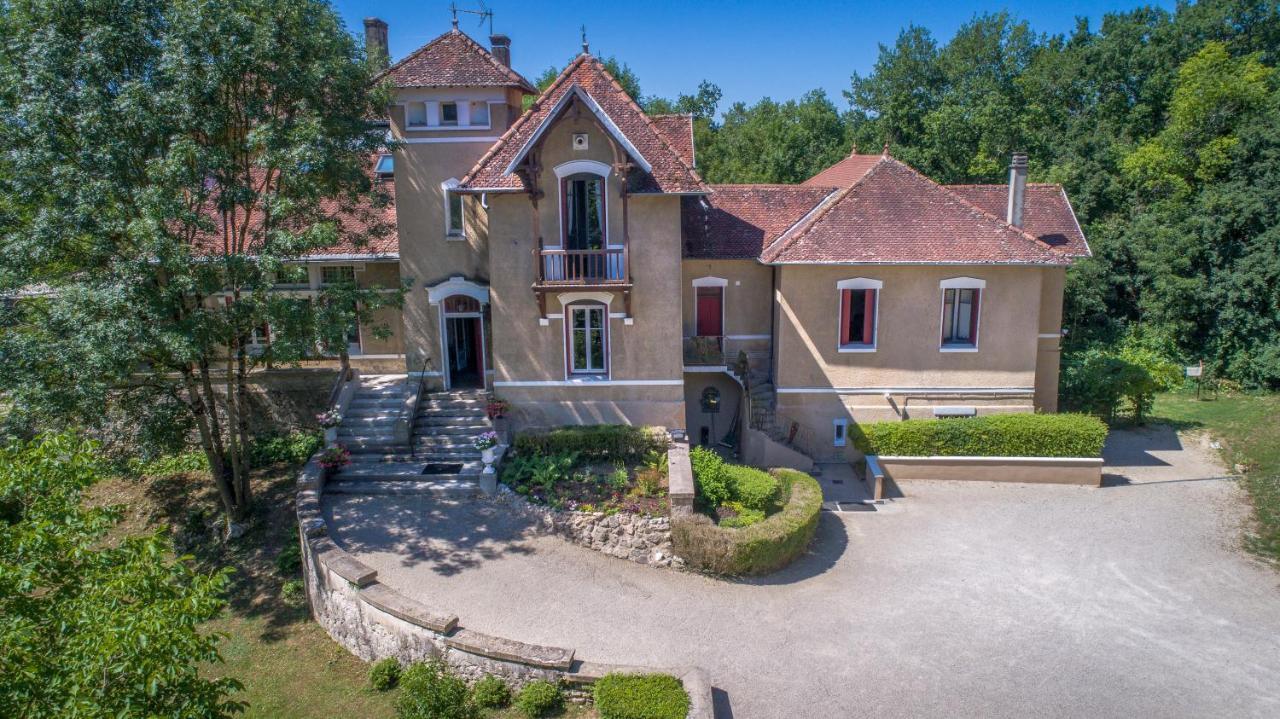 La Garenne De Morestel Exterior photo